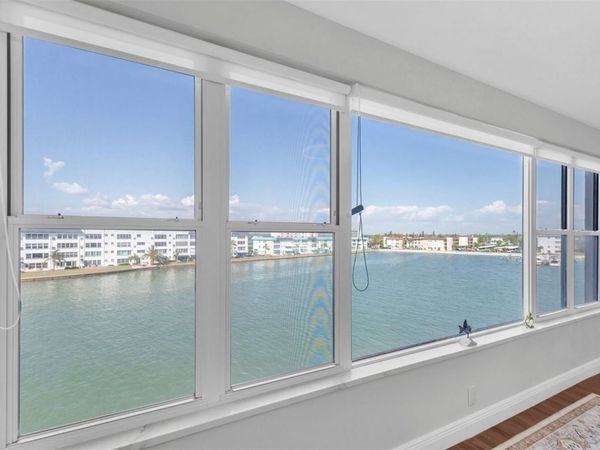 6025 SHORE BOULEVARD S, Unit 405, GULFPORT, FL 33707