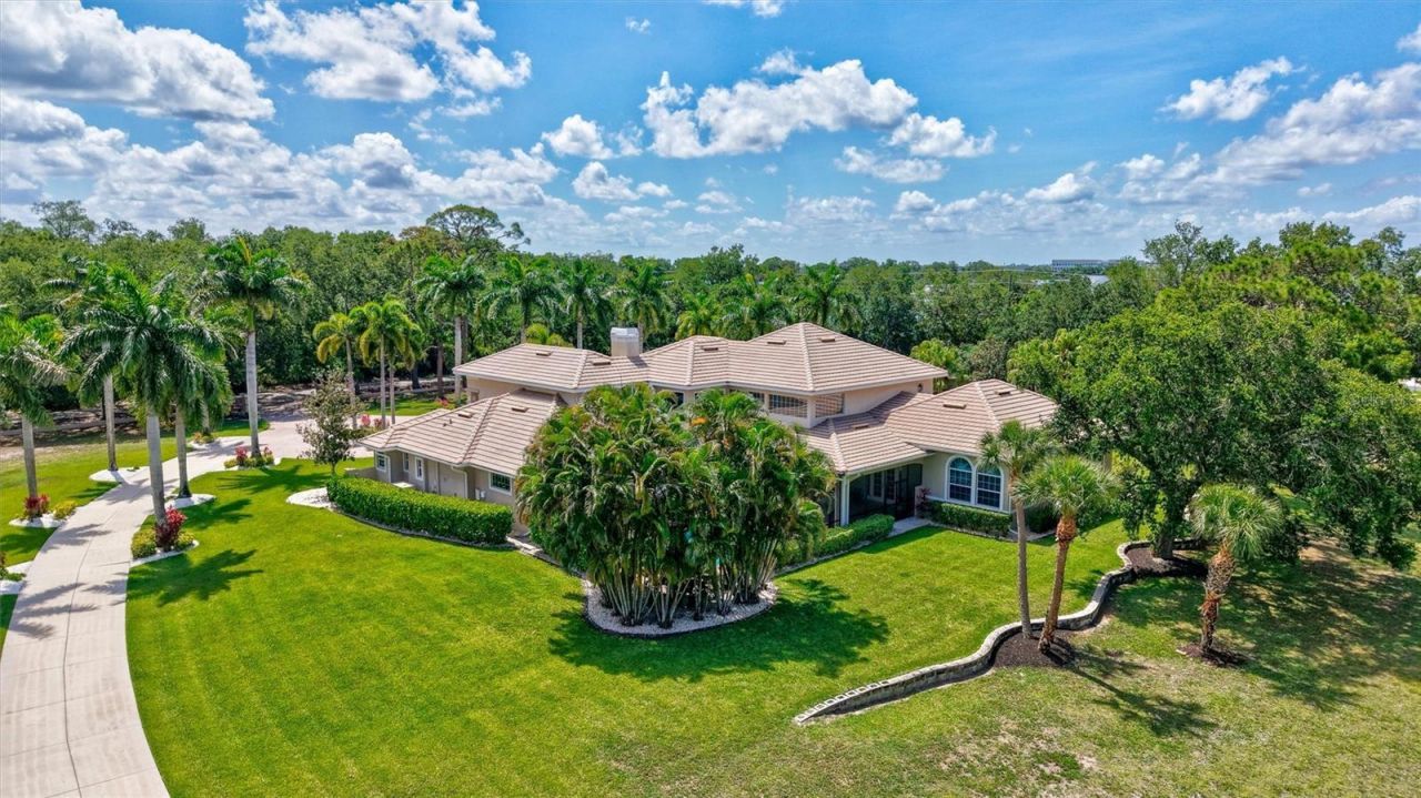 1045 Fox Creek Drive, Sarasota, FL 34240 Photo