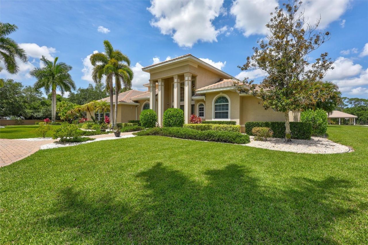 1045 Fox Creek Drive, Sarasota, FL 34240 Photo