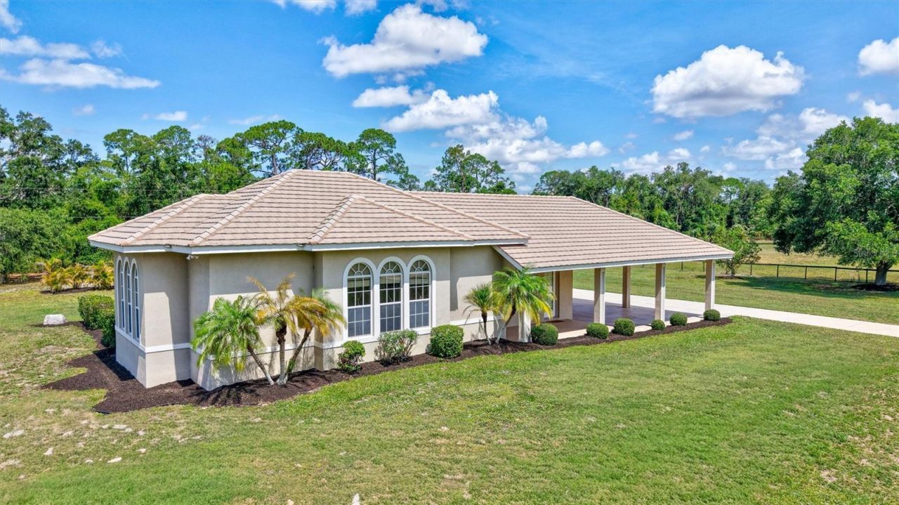 1045 Fox Creek Drive, Sarasota, FL 34240 Photo