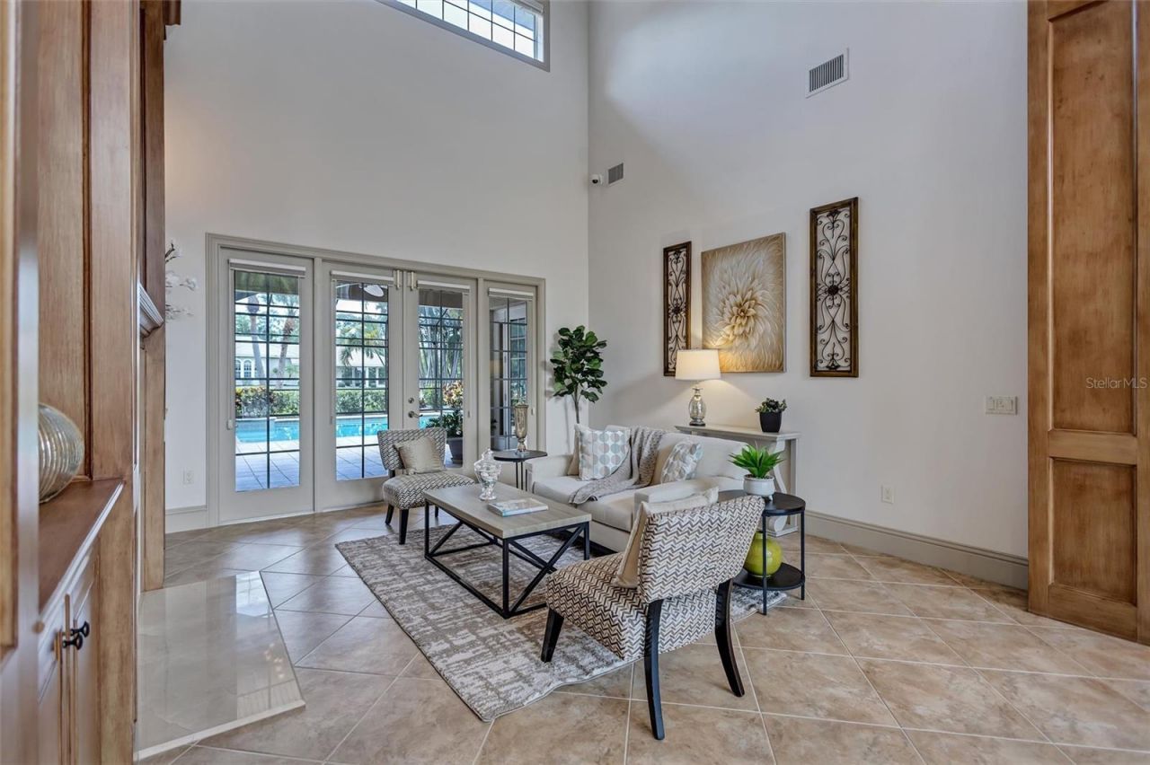 1045 Fox Creek Drive, Sarasota, FL 34240 Photo