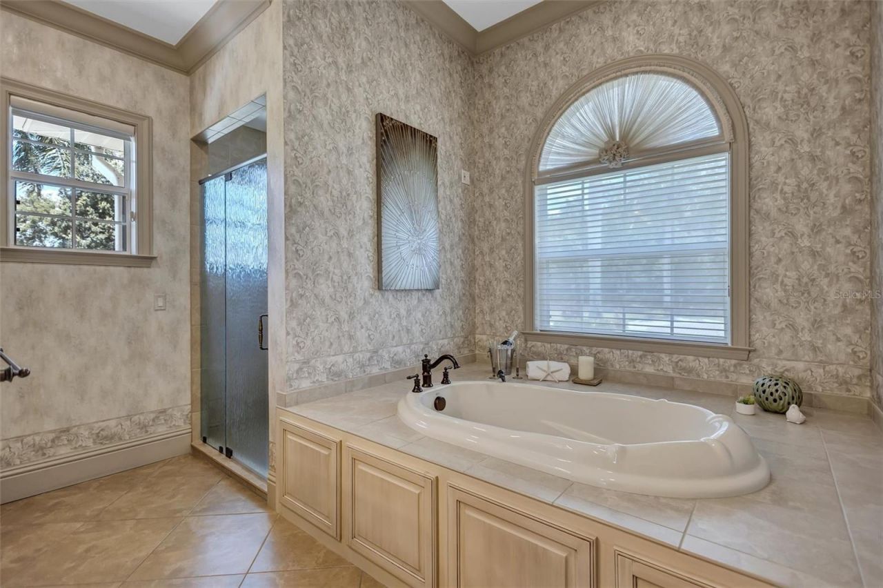 1045 Fox Creek Drive, Sarasota, FL 34240 Photo