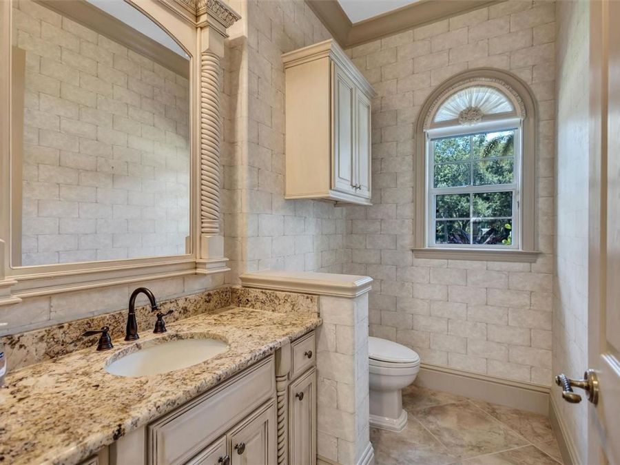 Property Image 40