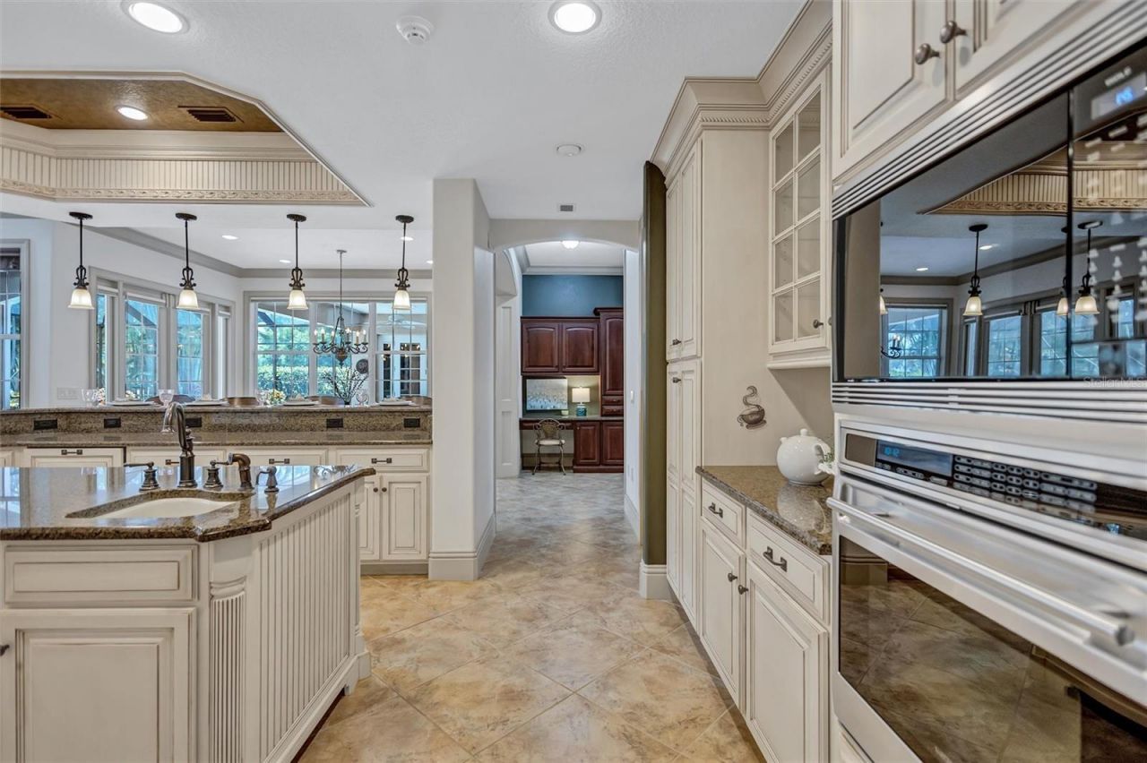 1045 Fox Creek Drive, Sarasota, FL 34240 Photo