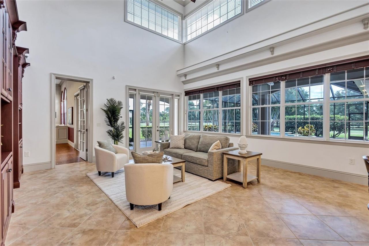 1045 Fox Creek Drive, Sarasota, FL 34240 Photo