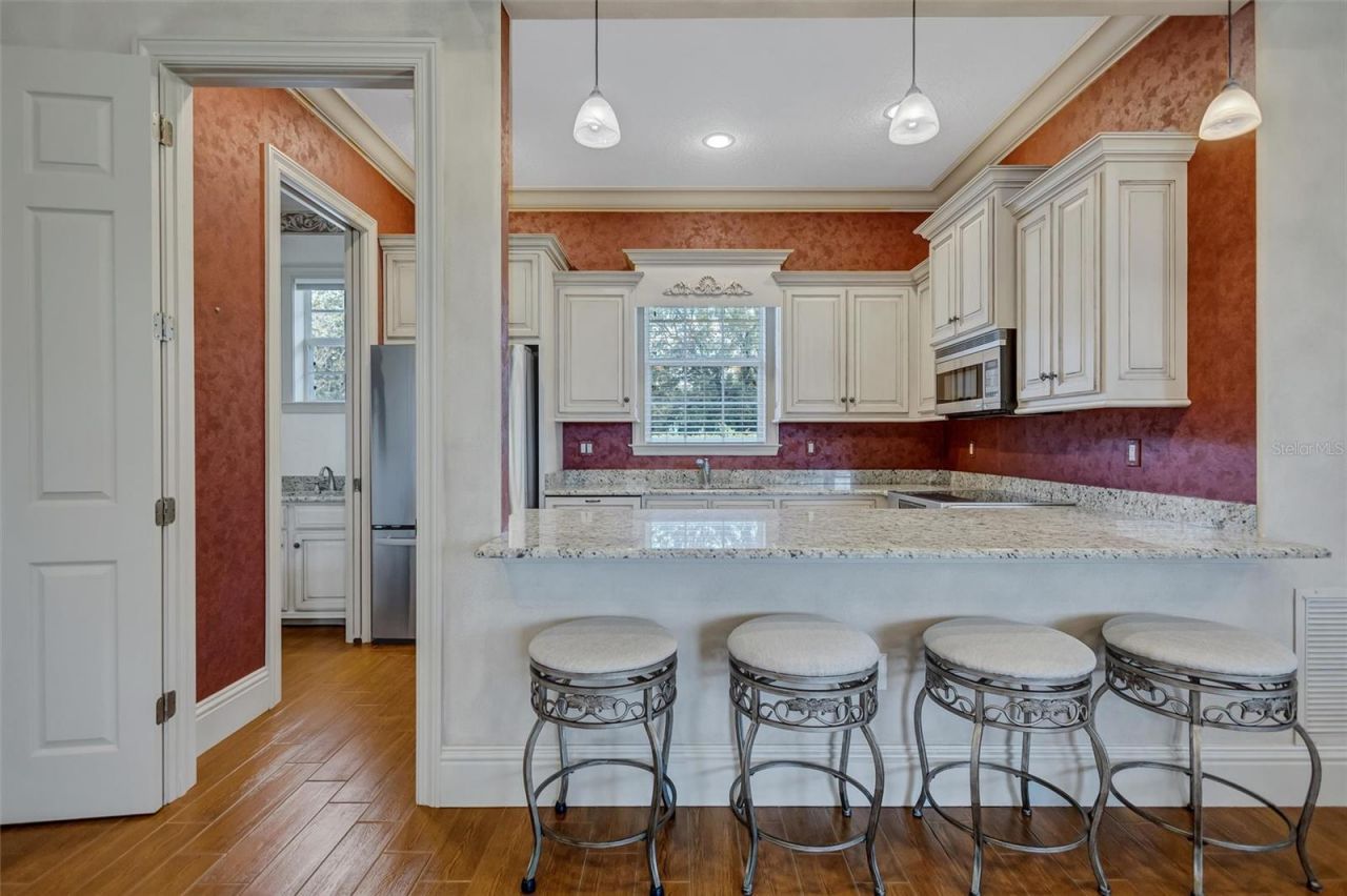 1045 Fox Creek Drive, Sarasota, FL 34240 Photo
