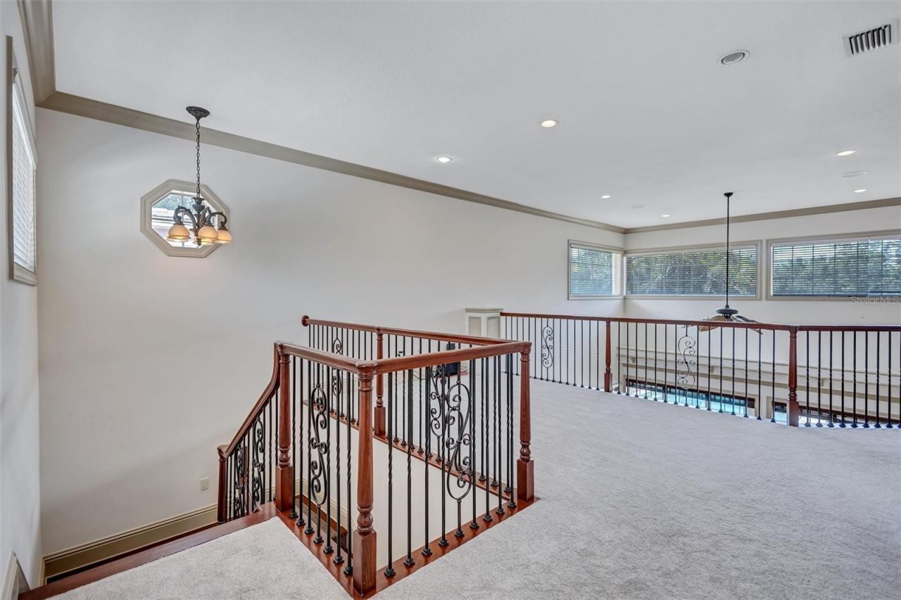 1045 Fox Creek Drive, Sarasota, FL 34240 Photo