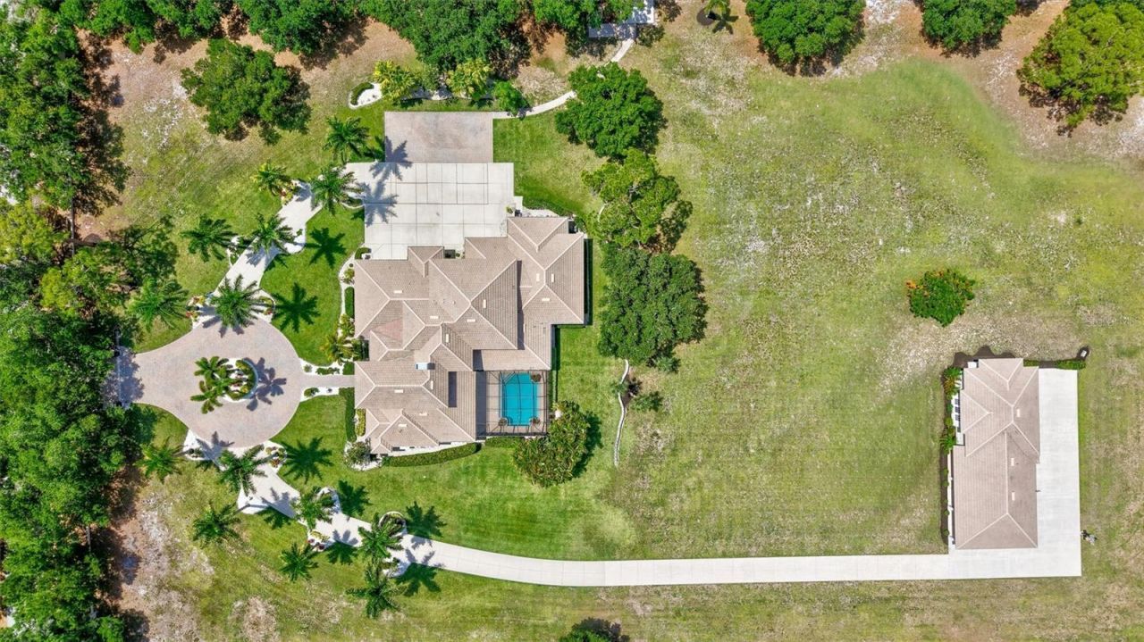1045 Fox Creek Drive, Sarasota, FL 34240 Photo