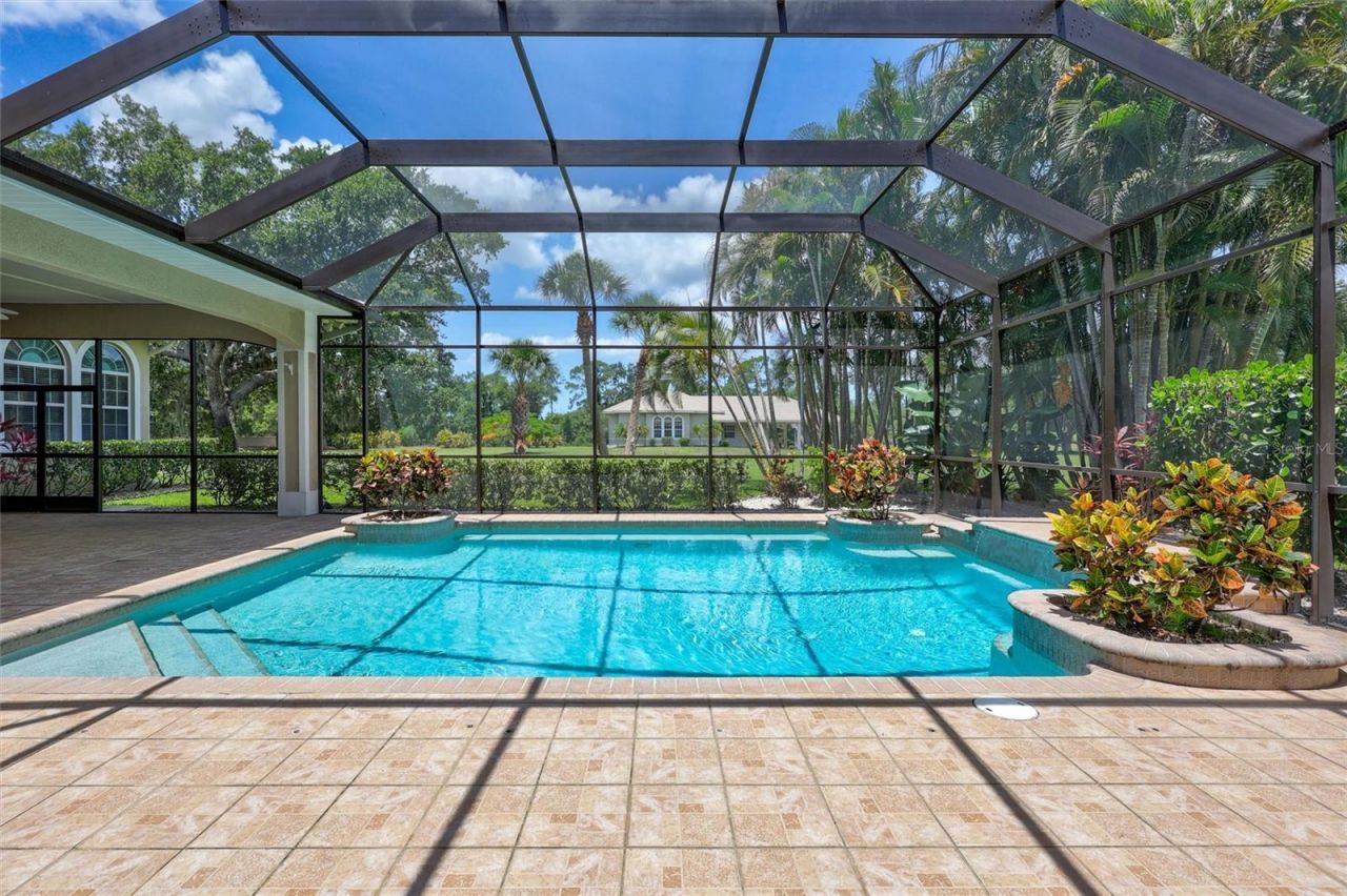 1045 Fox Creek Drive, Sarasota, FL 34240 Photo