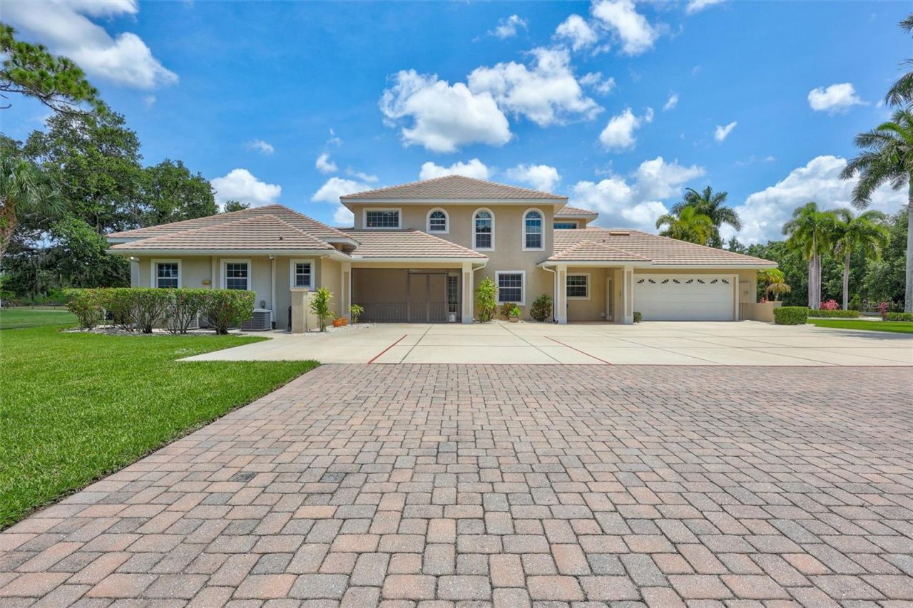 1045 Fox Creek Drive, Sarasota, FL 34240 Photo