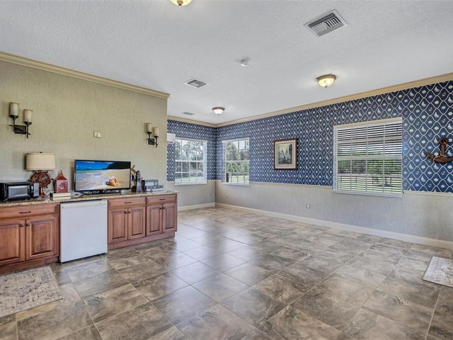 Property Image 92