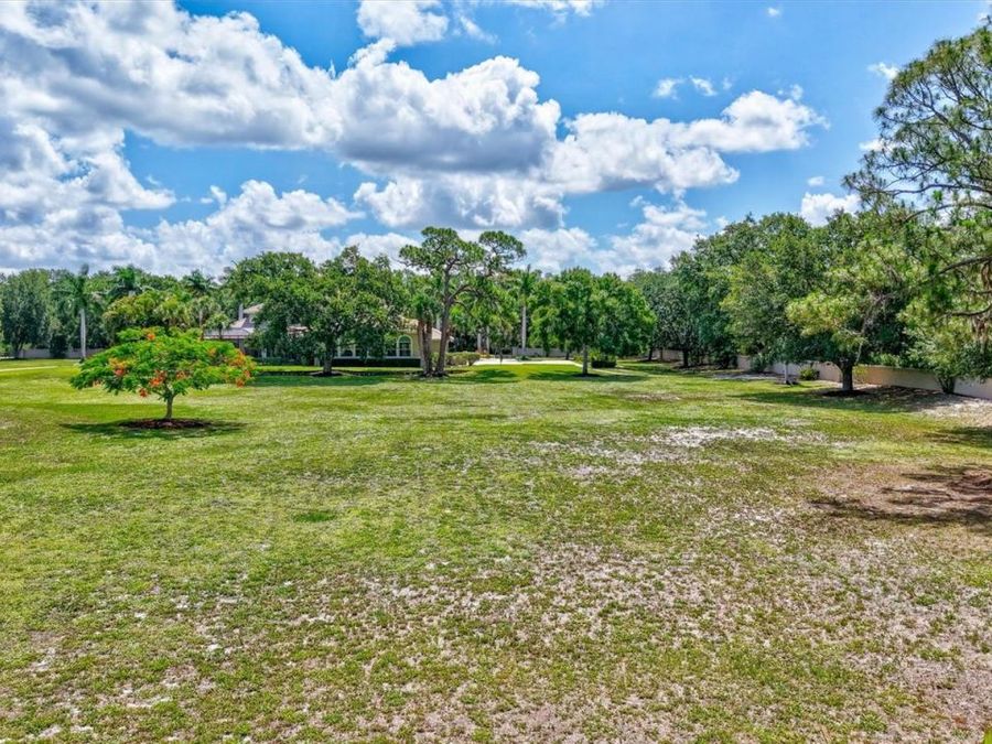Property Image 100