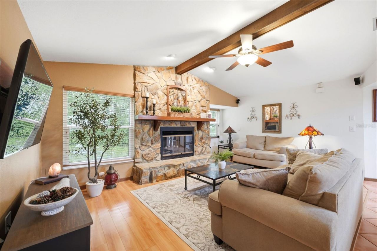 5227 Suwannee Road, Weeki Wachee, FL 34607 Photo