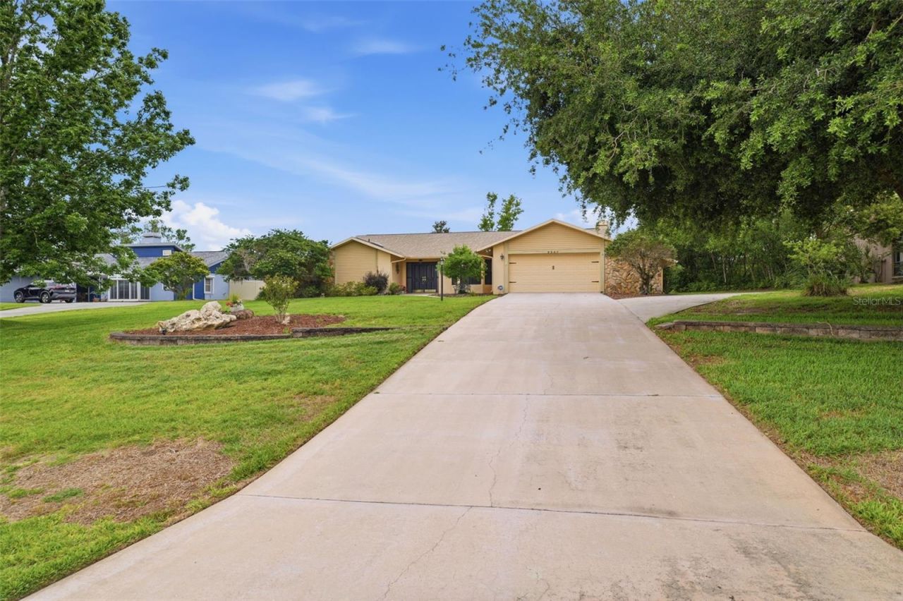 5227 Suwannee Road, Weeki Wachee, FL 34607 Photo