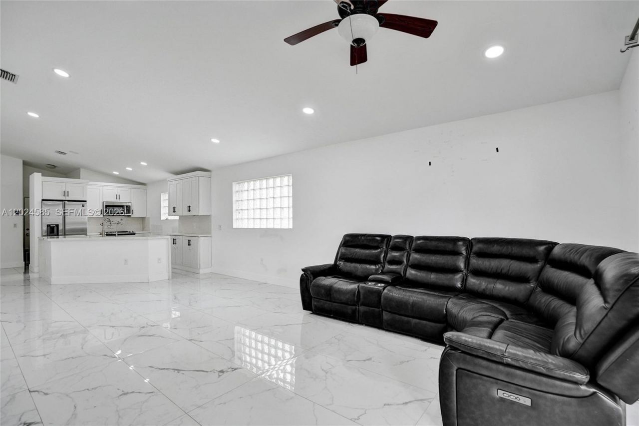 4108 Sapphire Ter , Weston, FL 33331 Photo