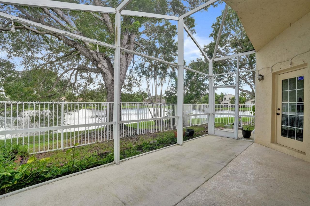 4108 Sapphire Ter , Weston, FL 33331 Photo