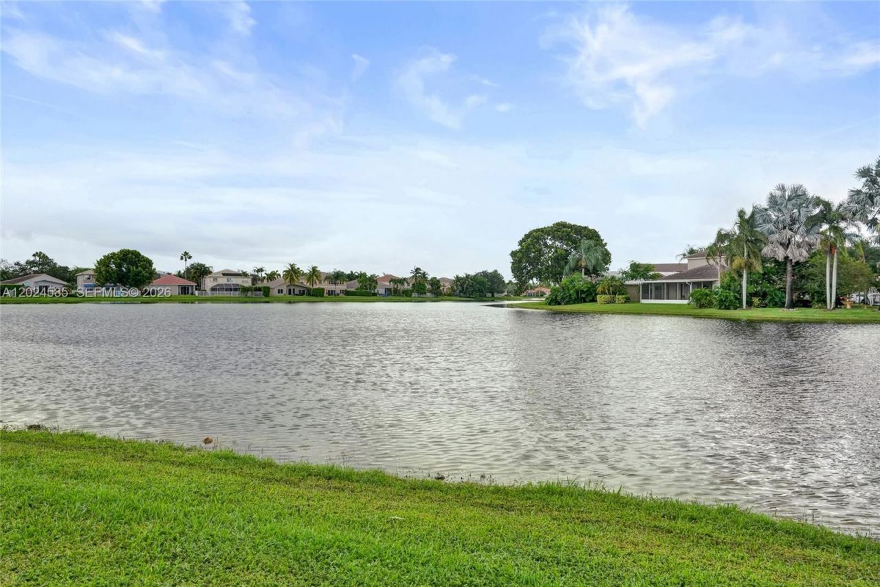 4108 Sapphire Ter , Weston, FL 33331 Photo