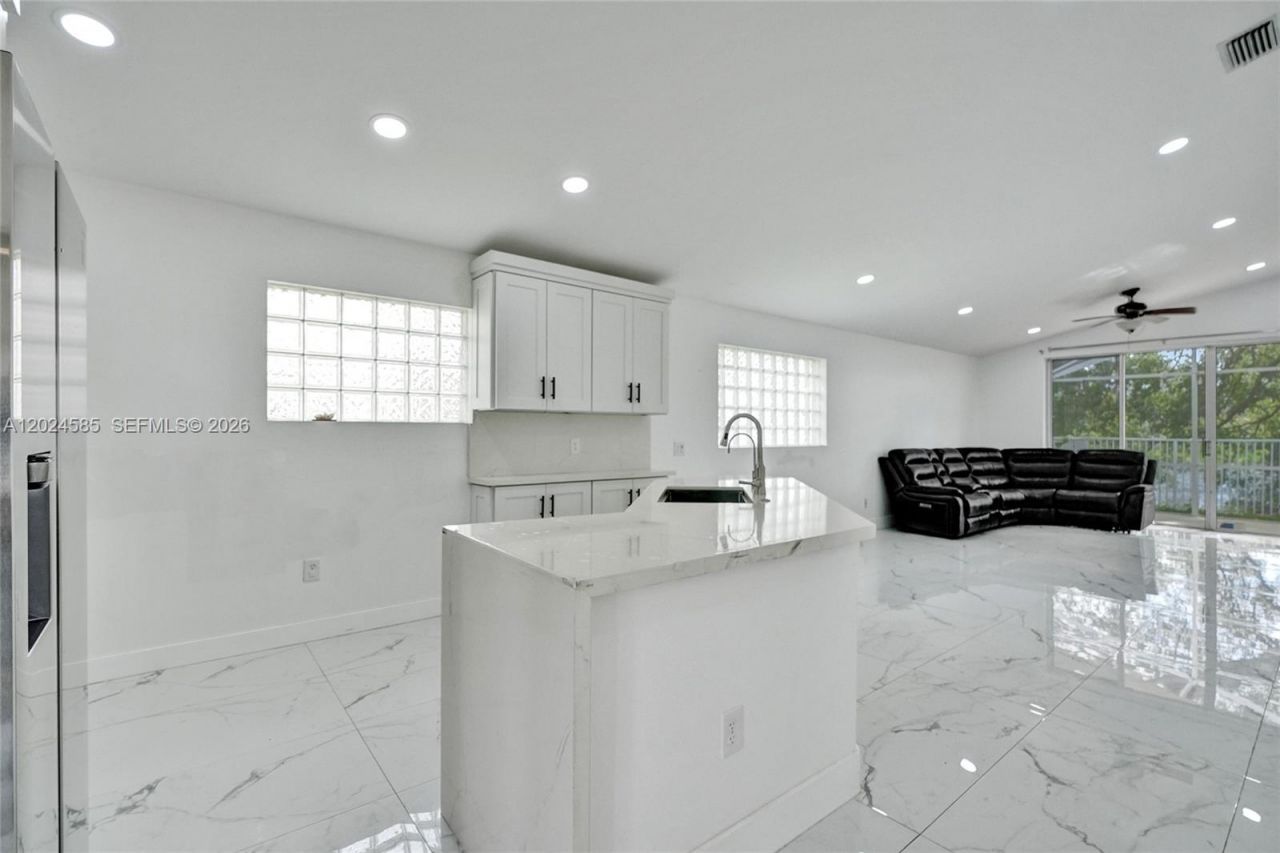 4108 Sapphire Ter , Weston, FL 33331 Photo
