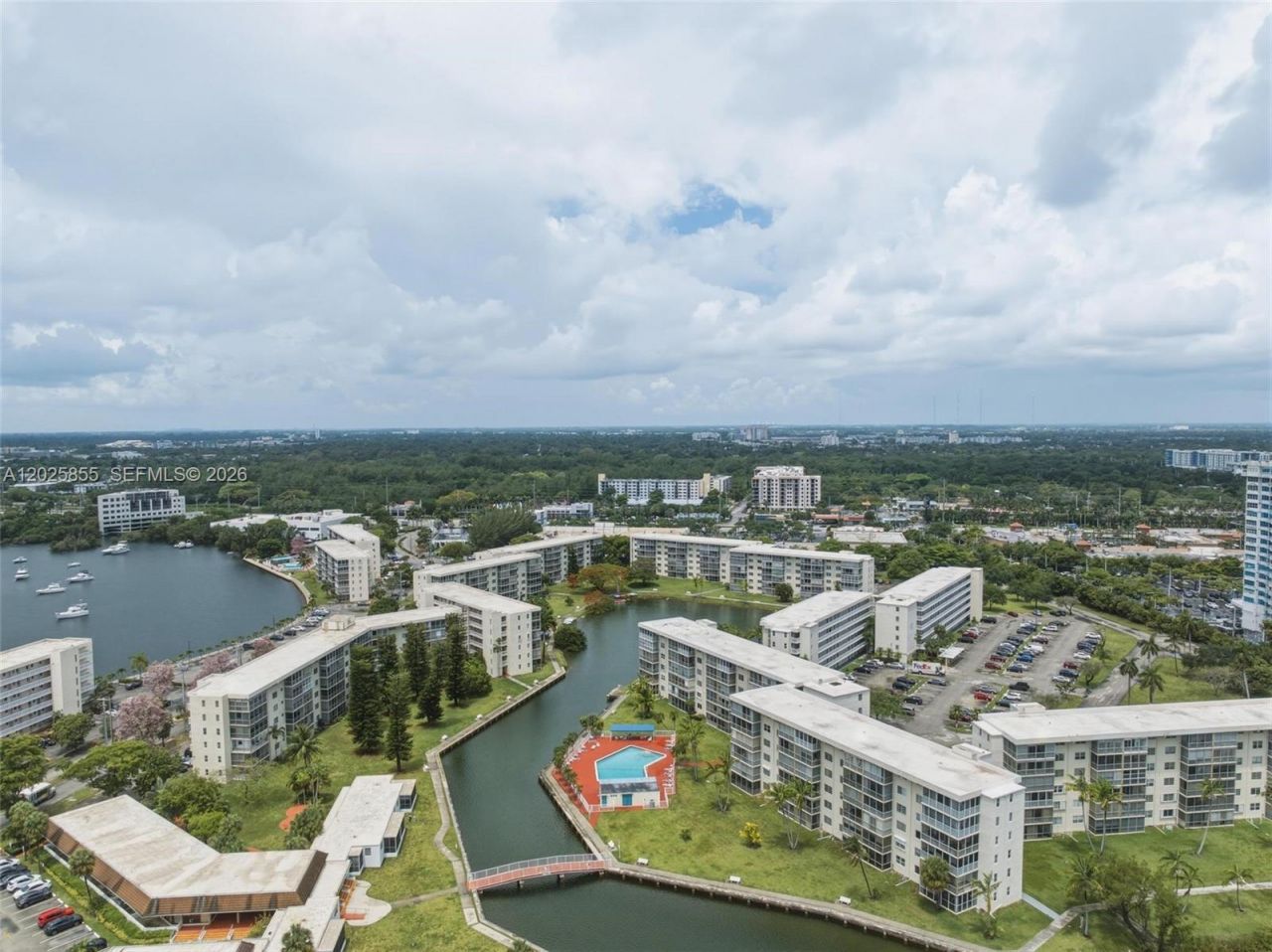 2855 Leonard Dr , Unit H106, Aventura, FL 33160 Photo