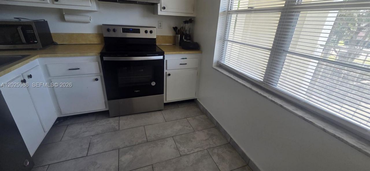 2999 NW 48th Ave , Unit 246, Lauderdale Lakes, FL 33313 Photo