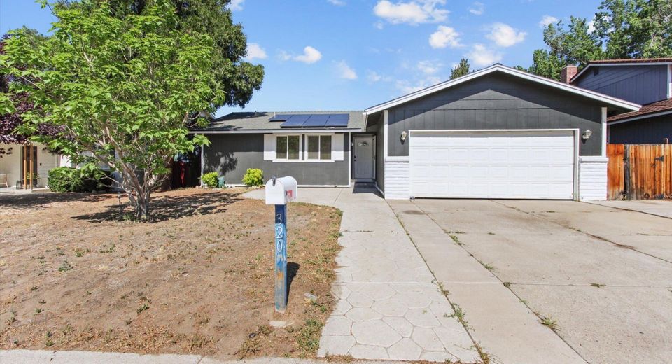 3205 Danville Drive, Sparks, NV 89434 Photo
