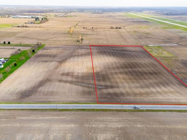 11901 E State Road 32 , Zionsville, IN 46077