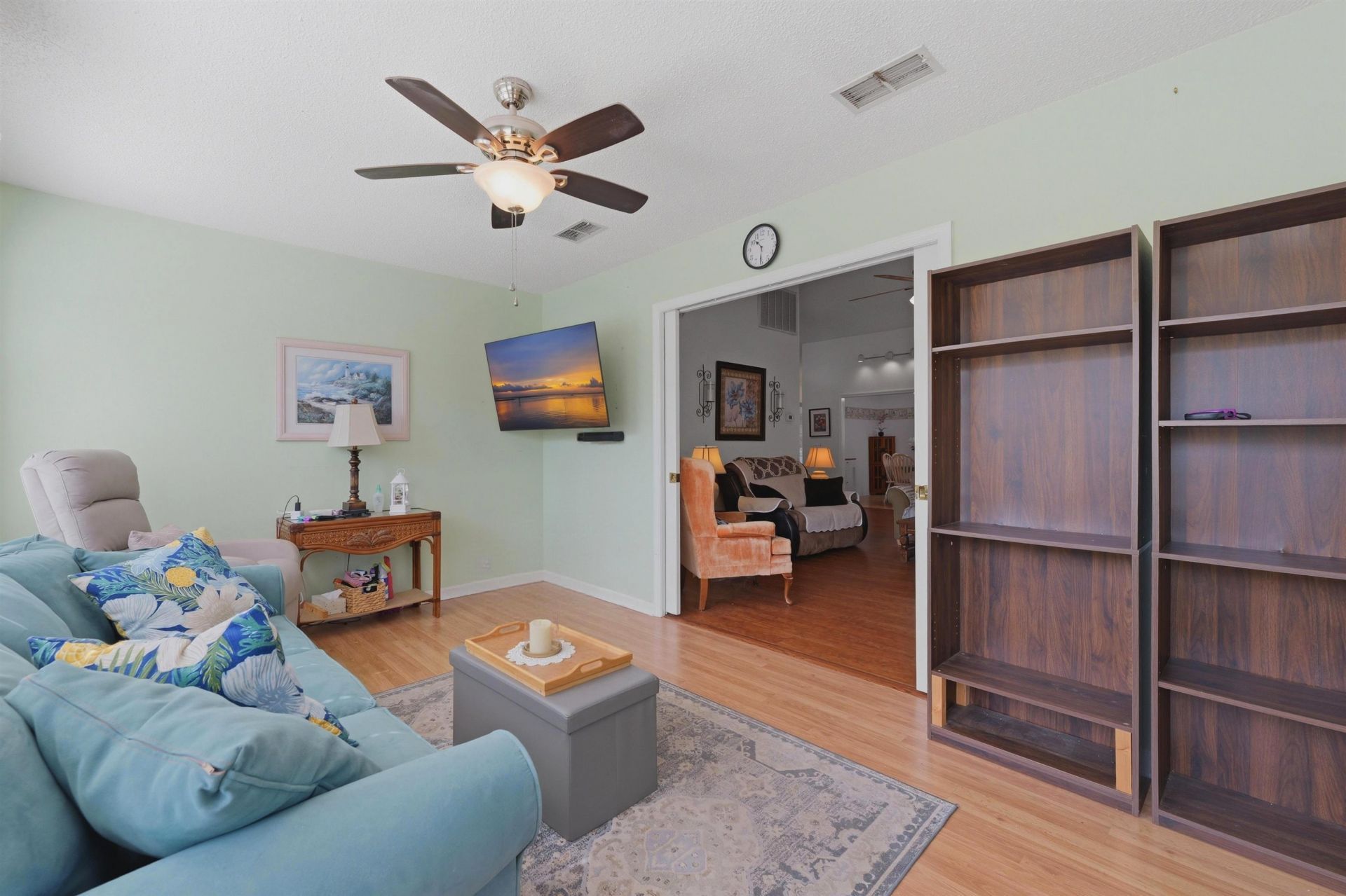 1305 Walton Heath Dr.  Photo 12