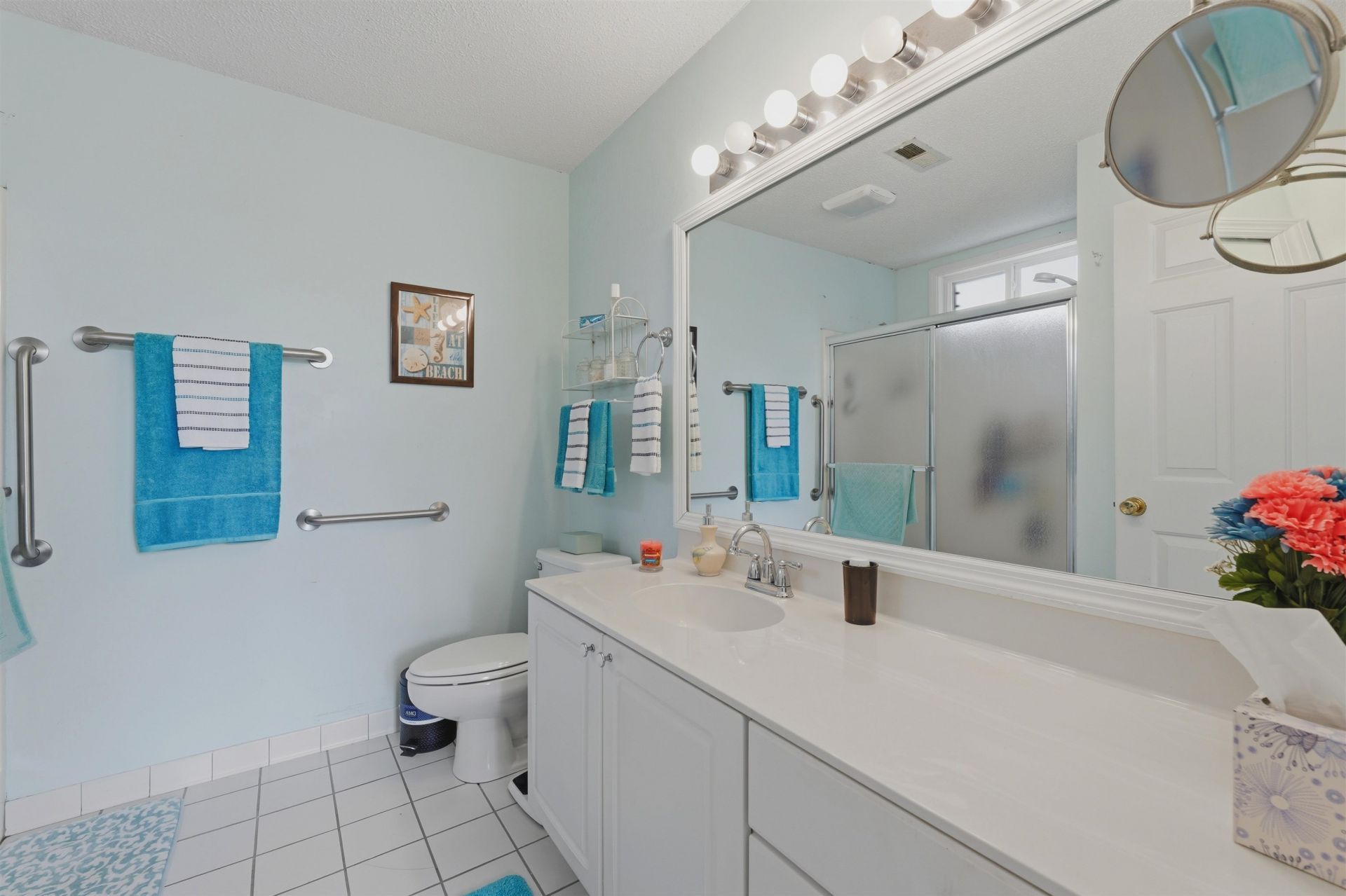 1305 Walton Heath Dr.  Photo 23