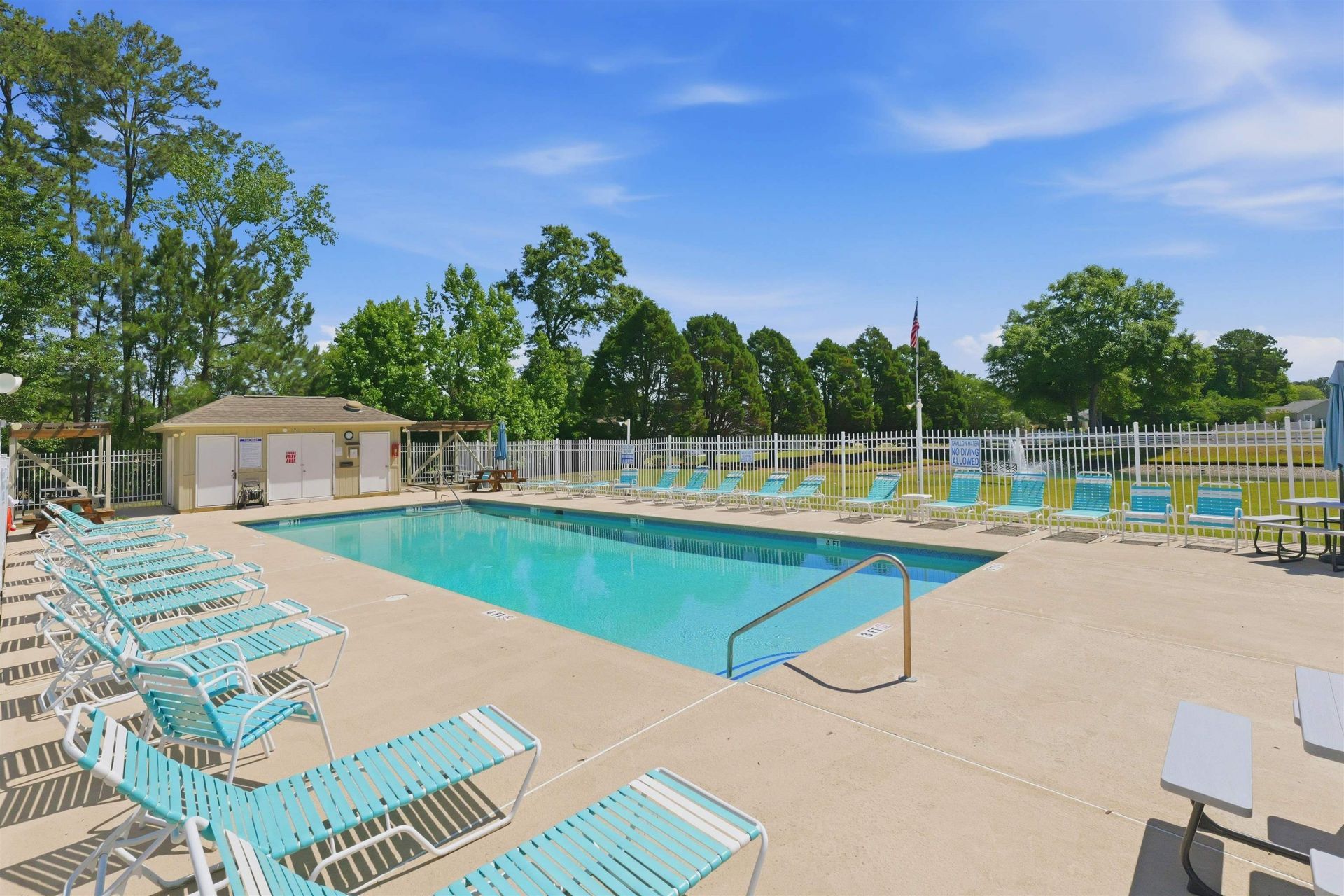 1305 Walton Heath Dr.  Photo 36