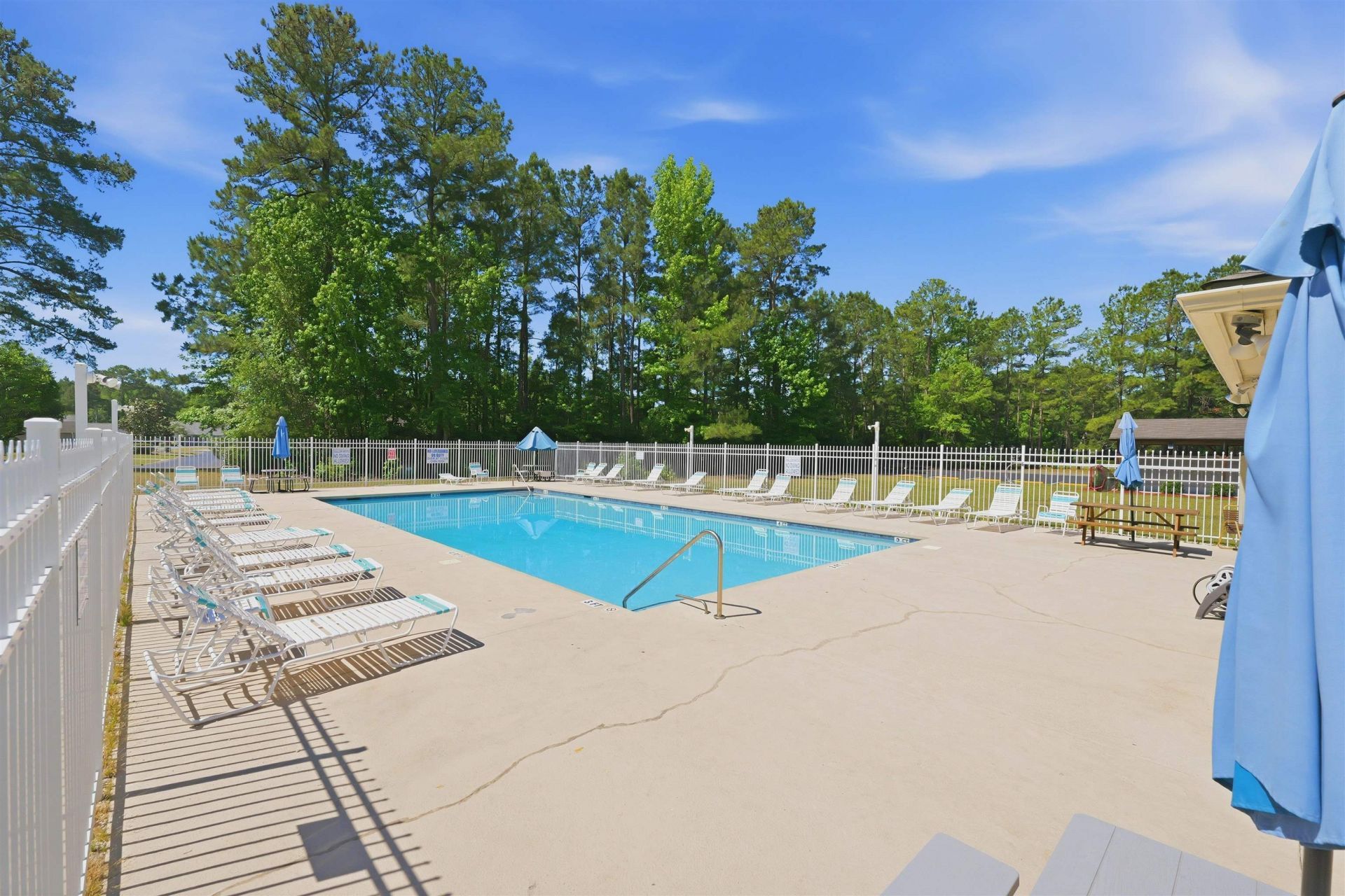 1305 Walton Heath Dr.  Photo 39