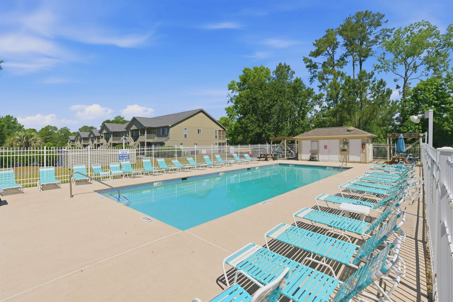 1305 Walton Heath Dr.  Photo 40