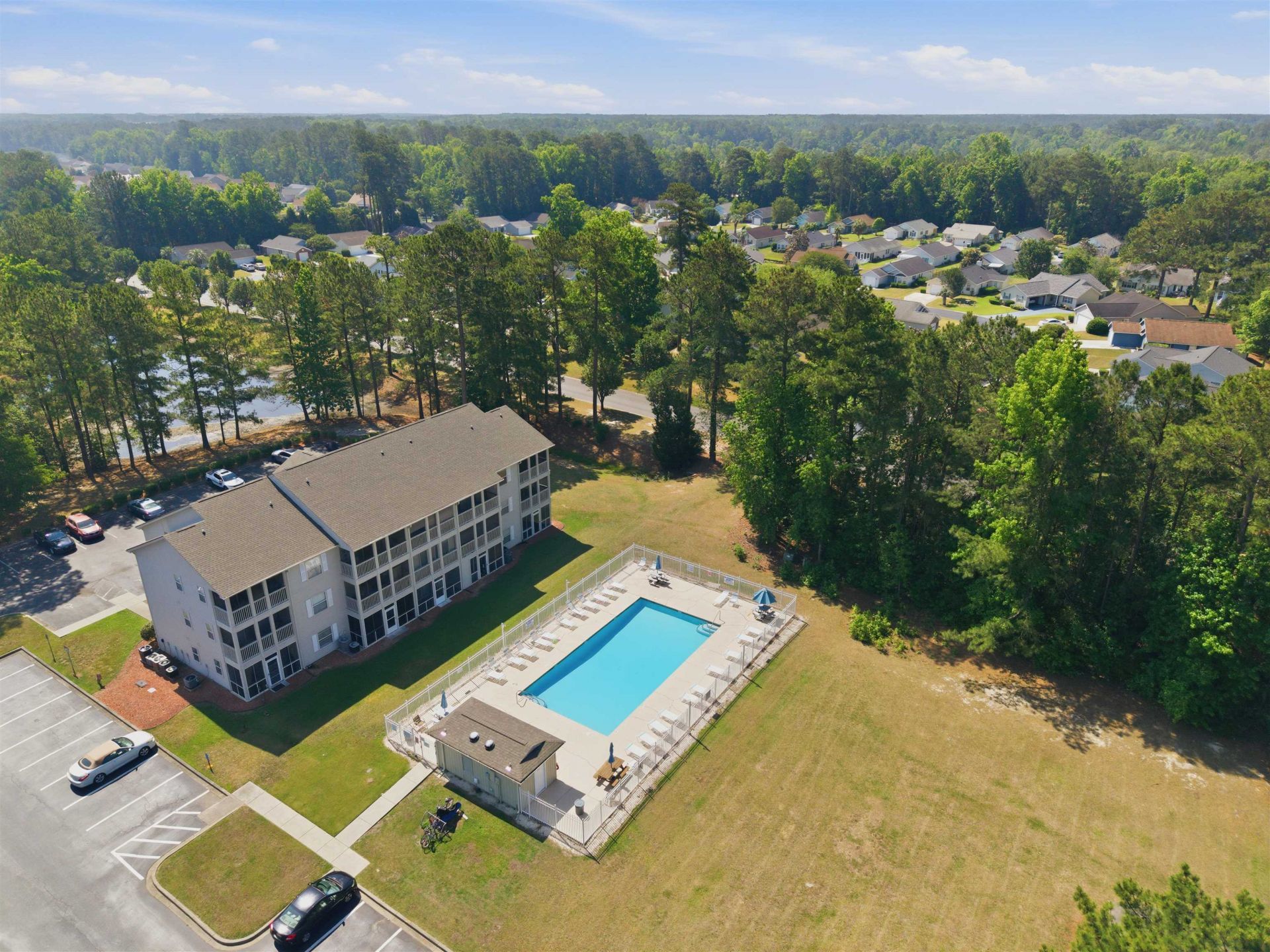 1305 Walton Heath Dr.  Photo 44