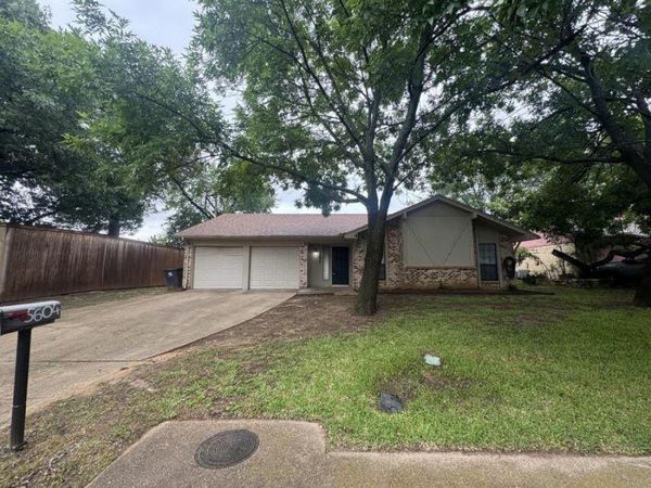 5604 Fireside Drive, Arlington, TX 76016