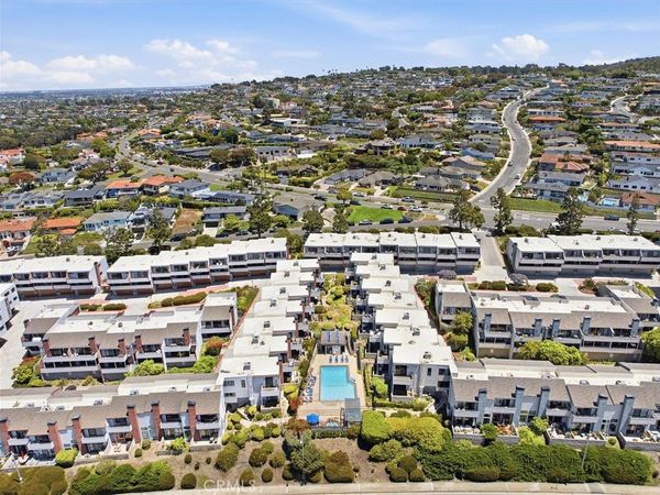 439 Camino De Las Colinas, Redondo Beach, CA 90277