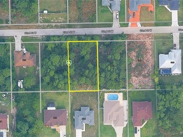 3209 22nd ST W, LEHIGH ACRES, FL 33971