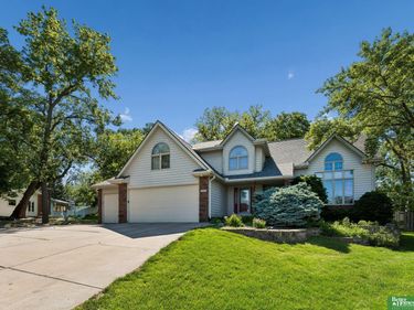 1209 Cottonwood Circle , Papillion, NE 68133