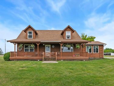 50105 75th Avenue, Kenyon, MN 55946
