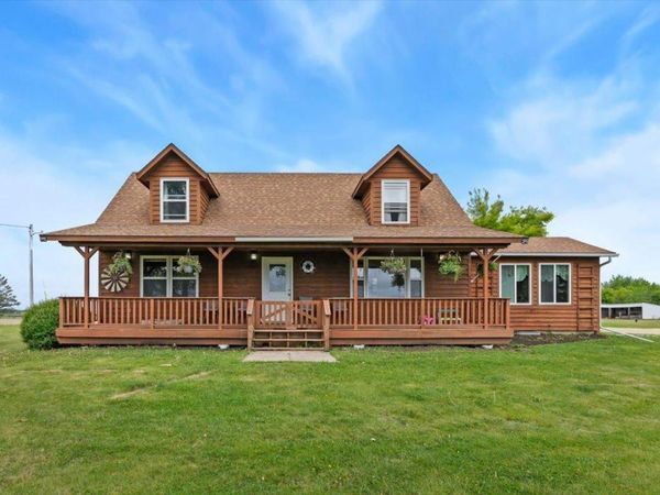 50105 75th Avenue, Kenyon, MN 55946