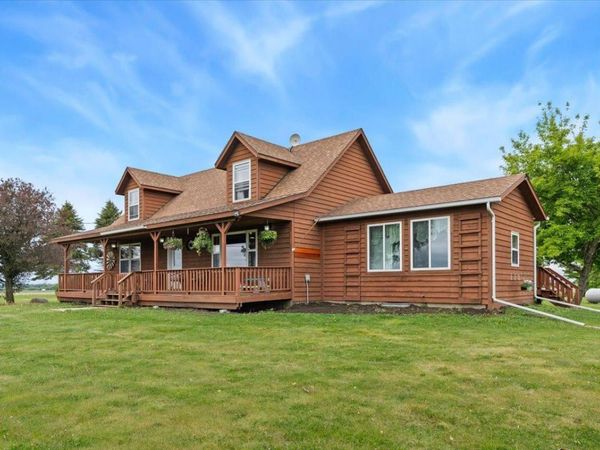 50105 75th Avenue, Kenyon, MN 55946