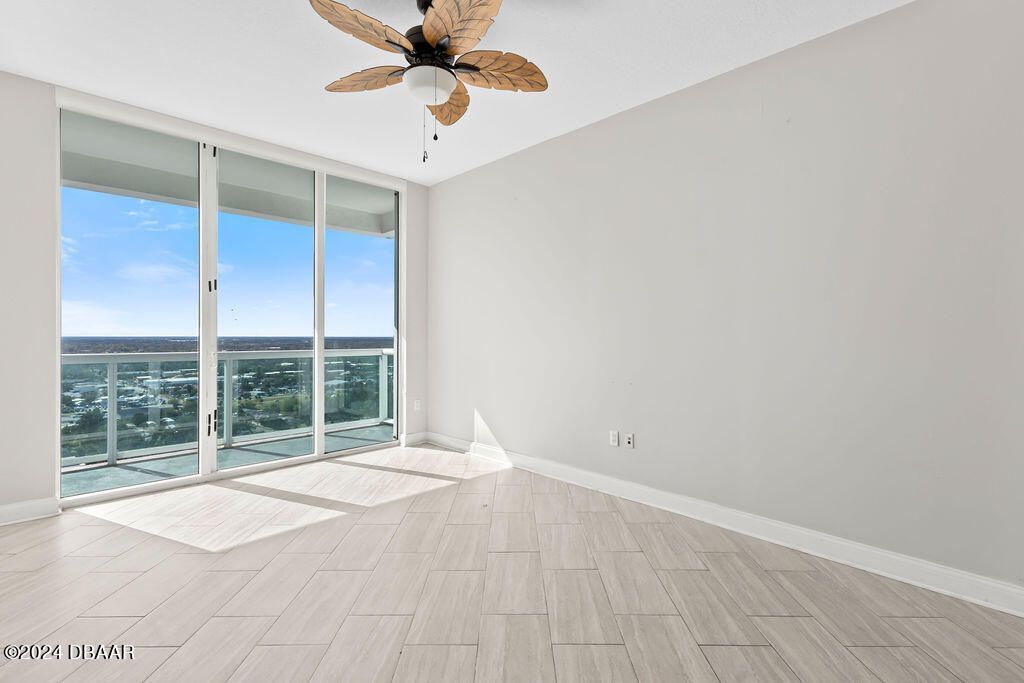 241 Riverside Drive, Unit 2610, Daytona Beach, FL 32117 Photo