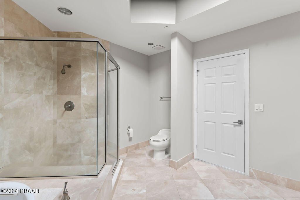 241 Riverside Drive, Unit 2610, Daytona Beach, FL 32117 Photo