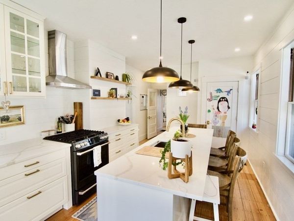 97 Sawyer Ave, Boston, MA 02125