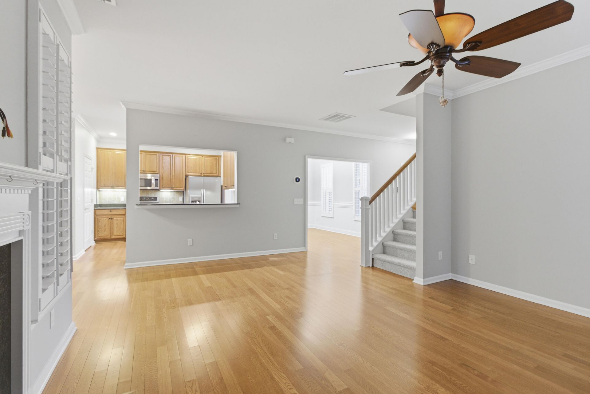 222 Cameron Street Photo 11