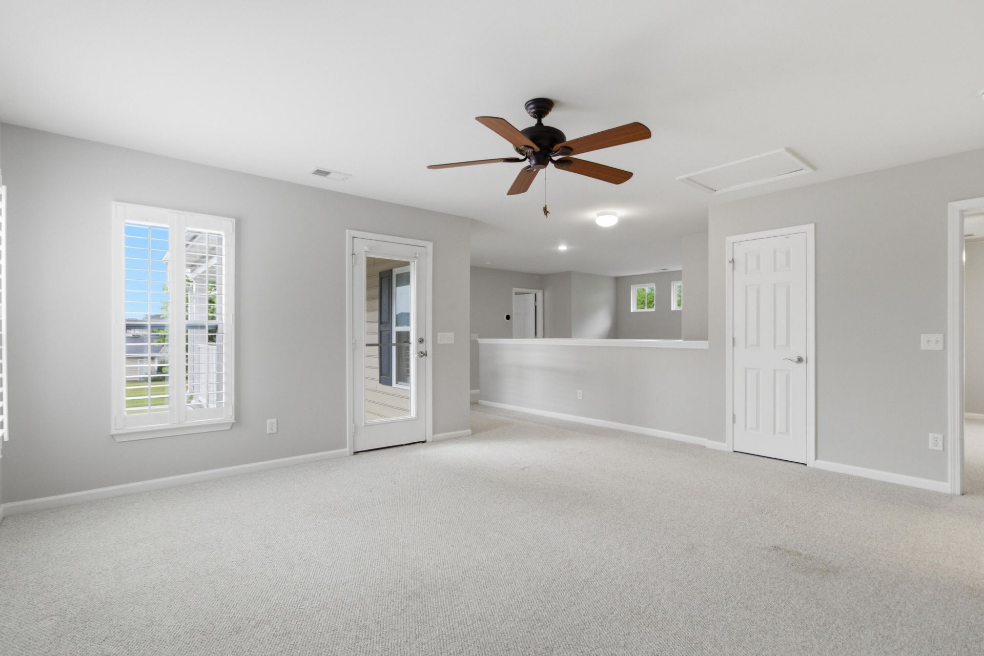 222 Cameron Street Photo 32