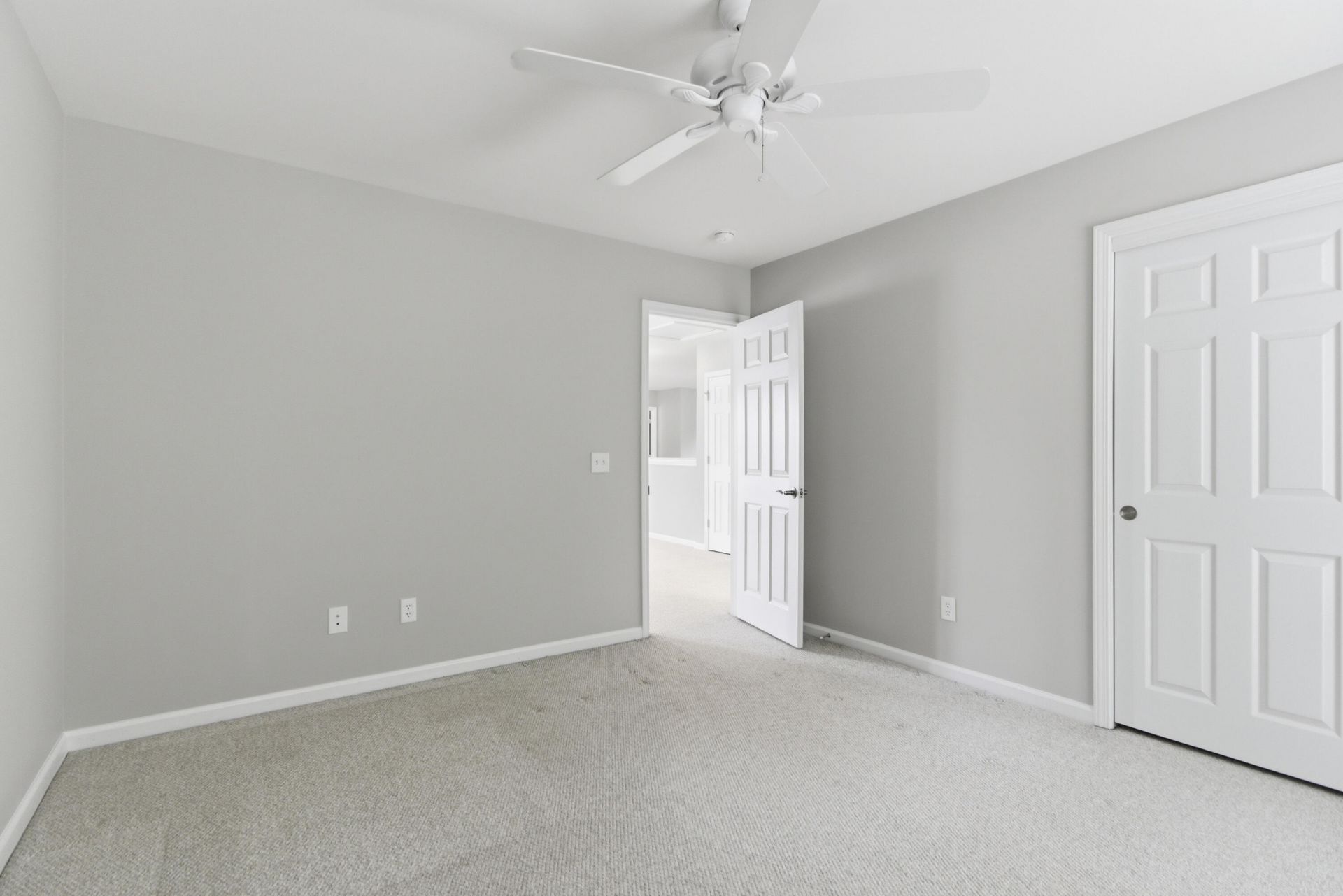 222 Cameron Street Photo 36