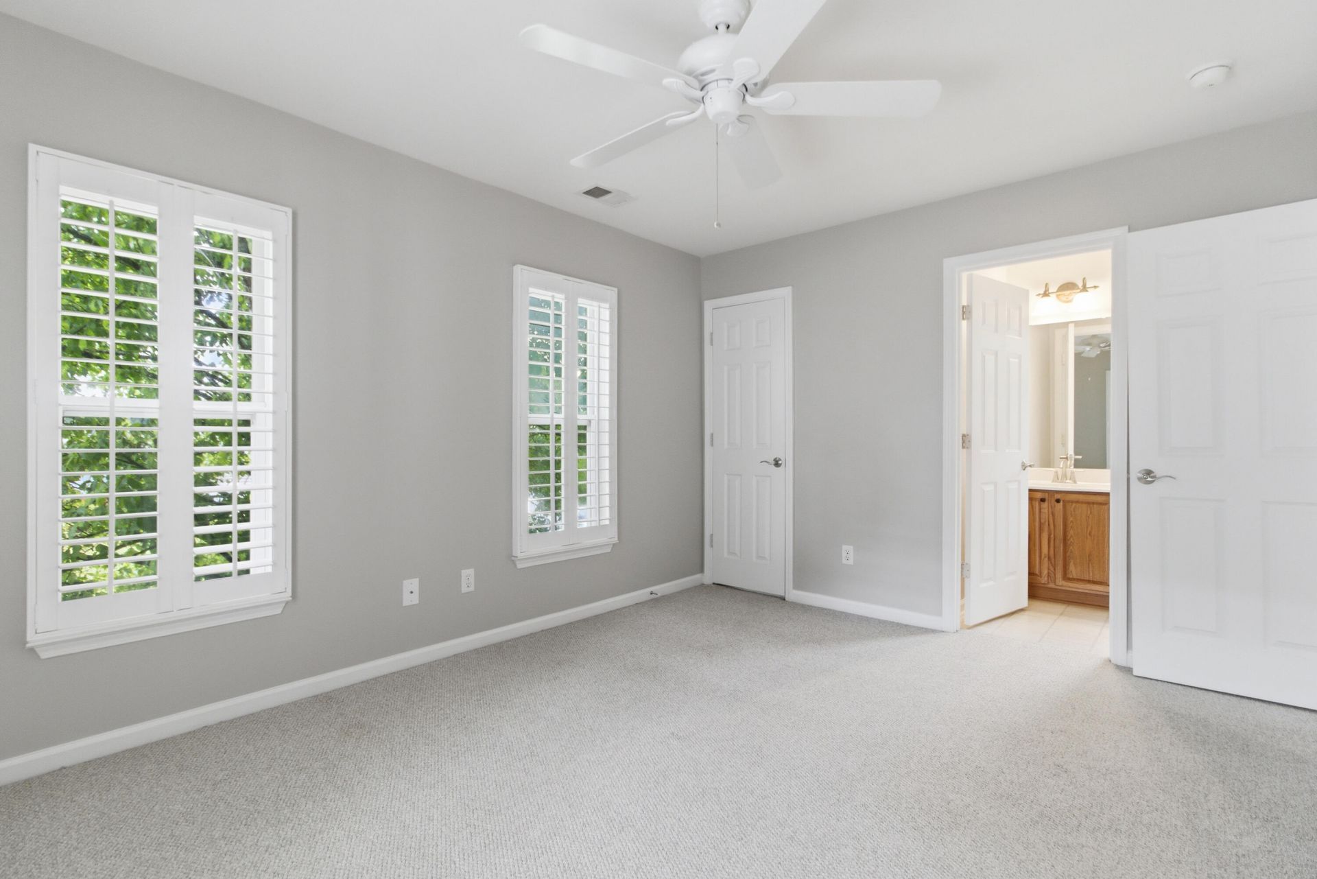 222 Cameron Street Photo 42