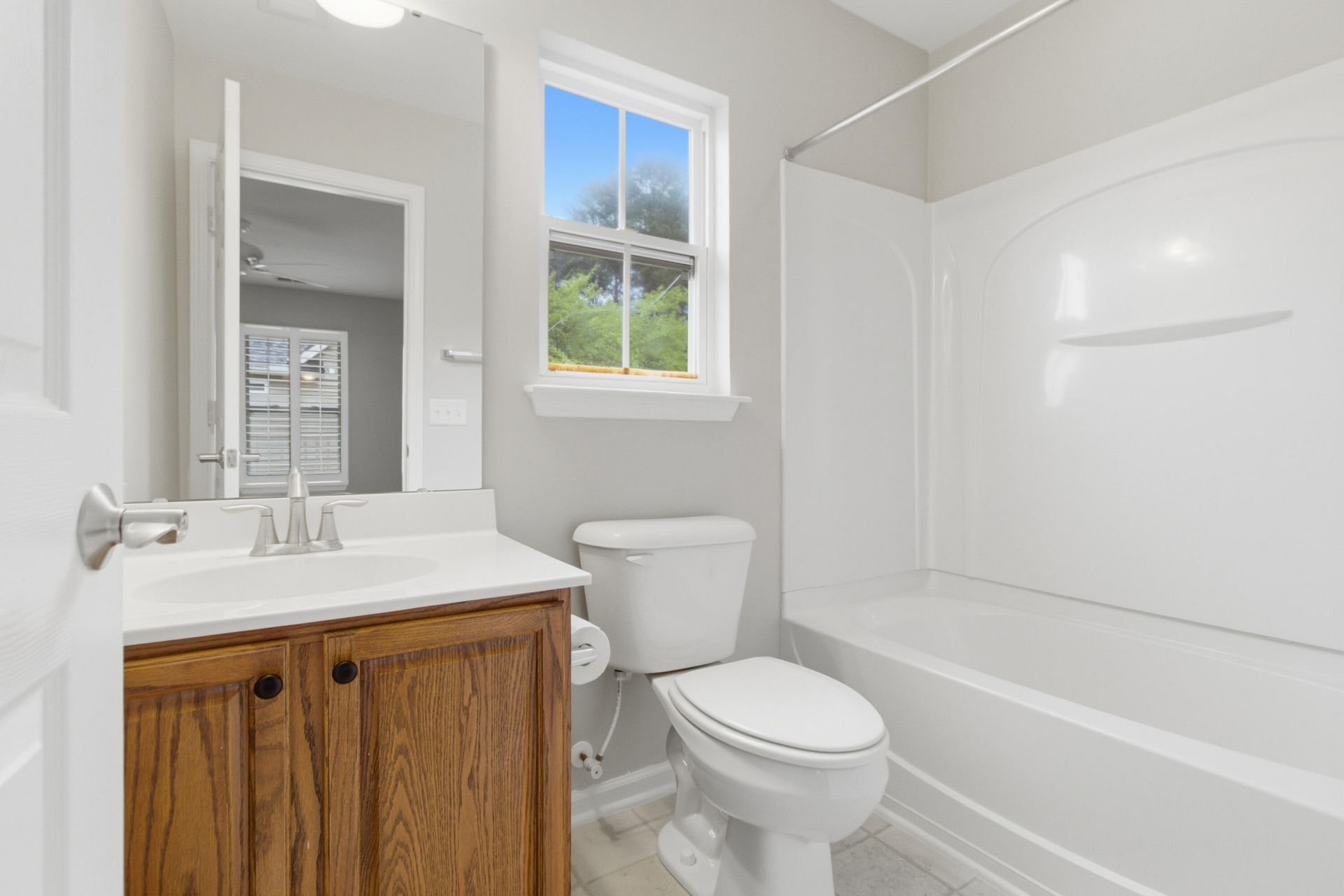 222 Cameron Street Photo 43