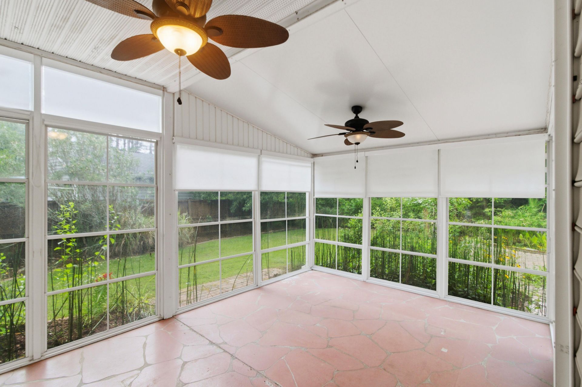 222 Cameron Street Photo 49