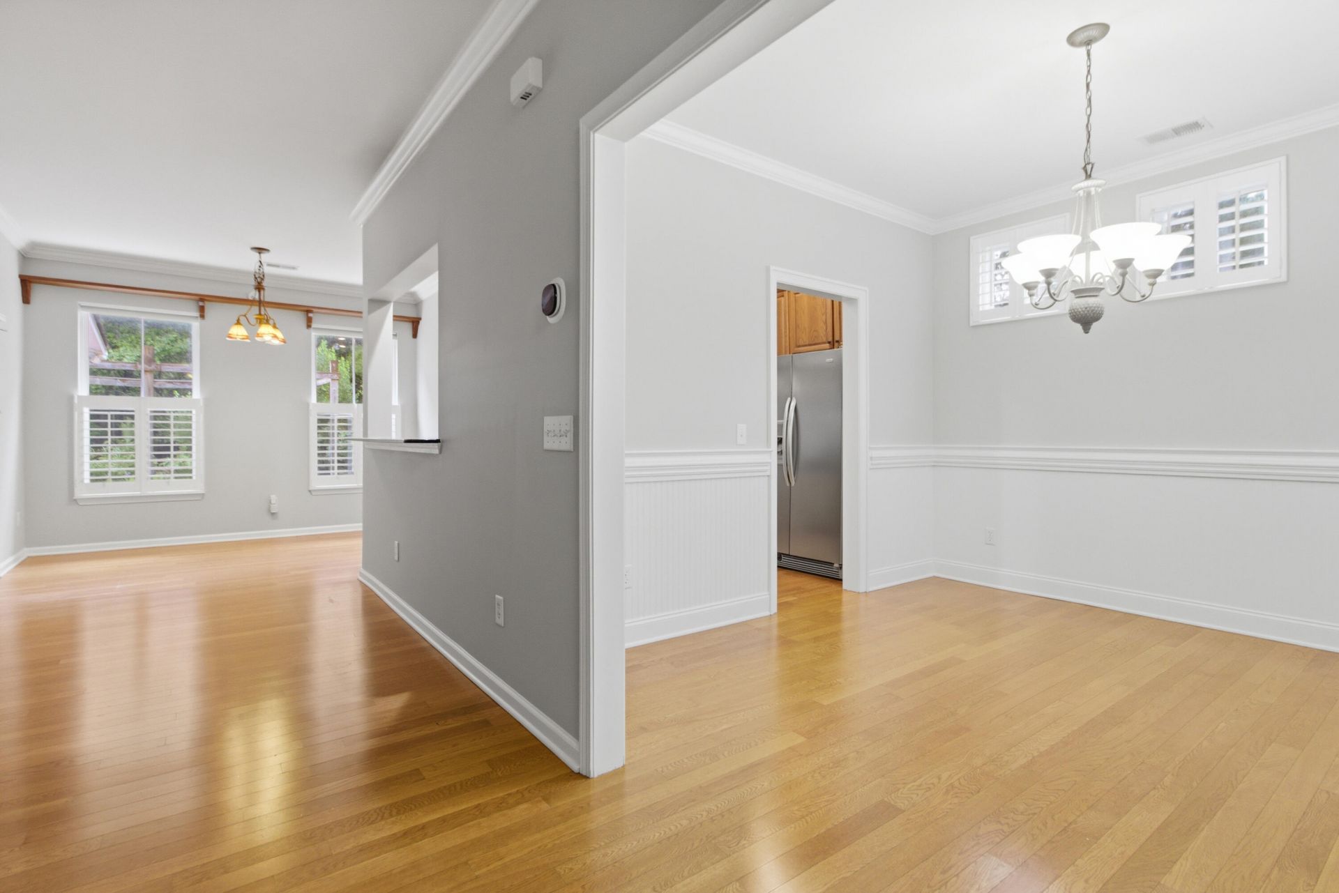 222 Cameron Street Photo 5