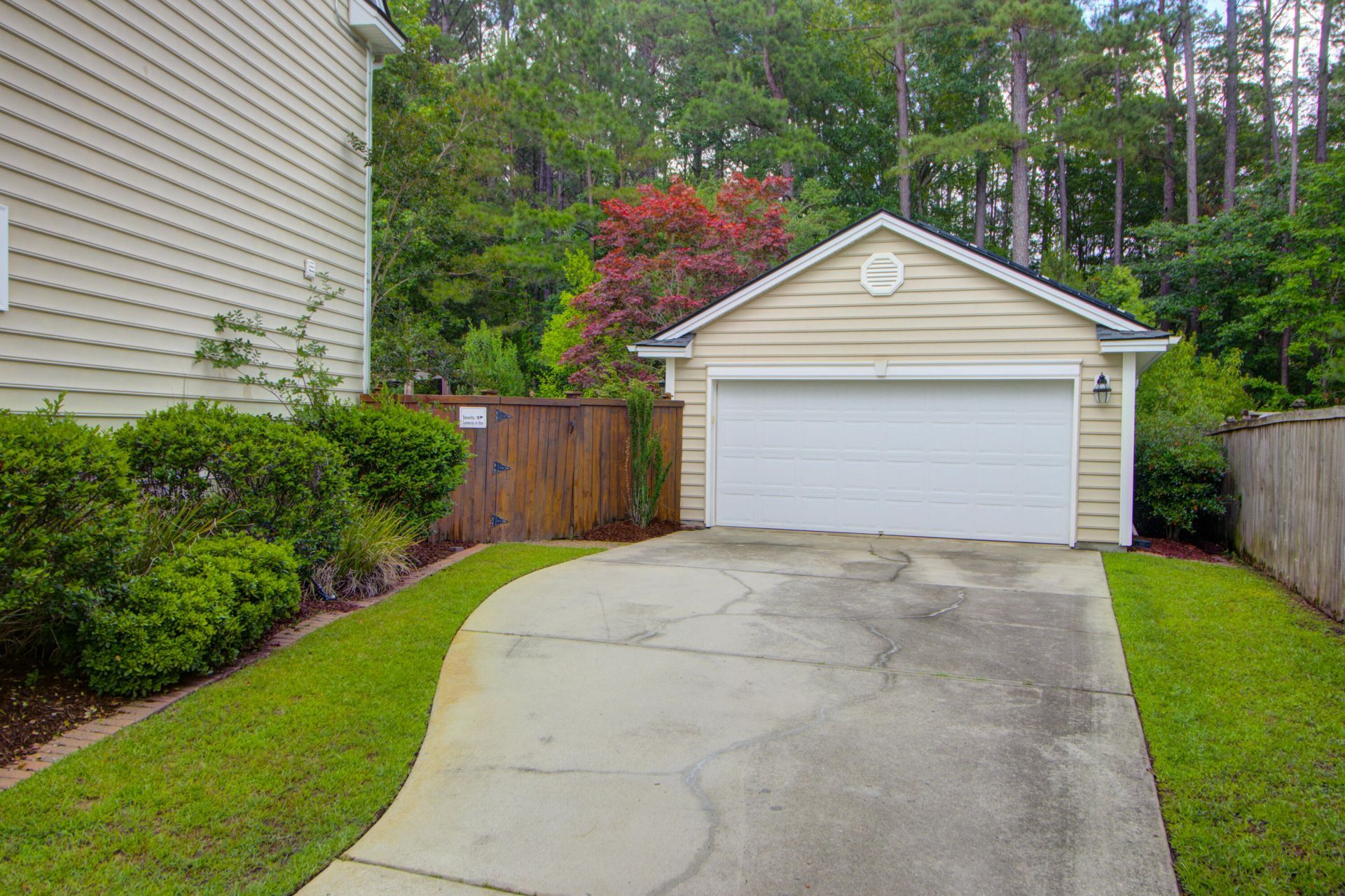 222 Cameron Street Photo 51